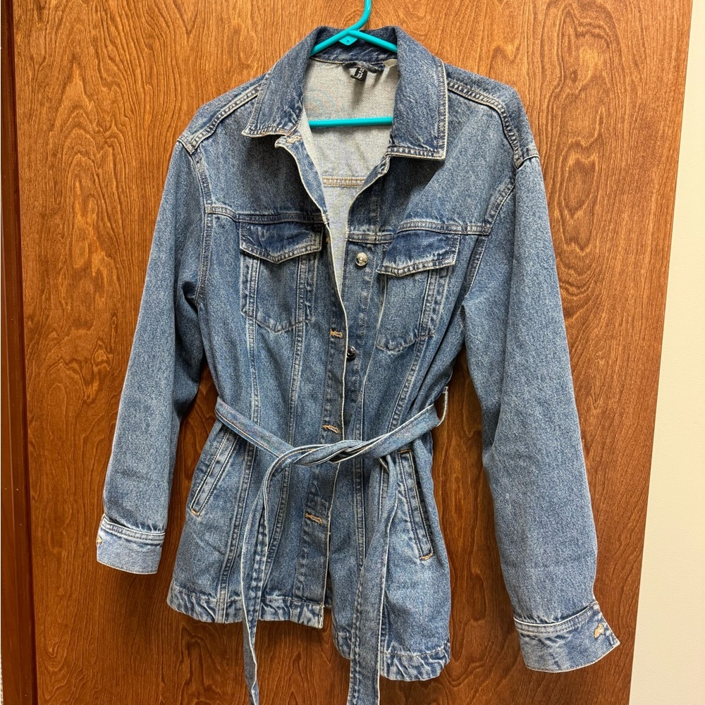 Women’s oversized denim jacket